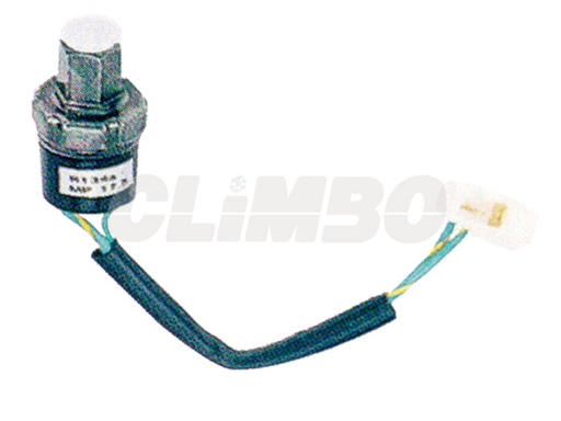 [71000] PRESOSTATO TRINARIO HEMBRA 1/4